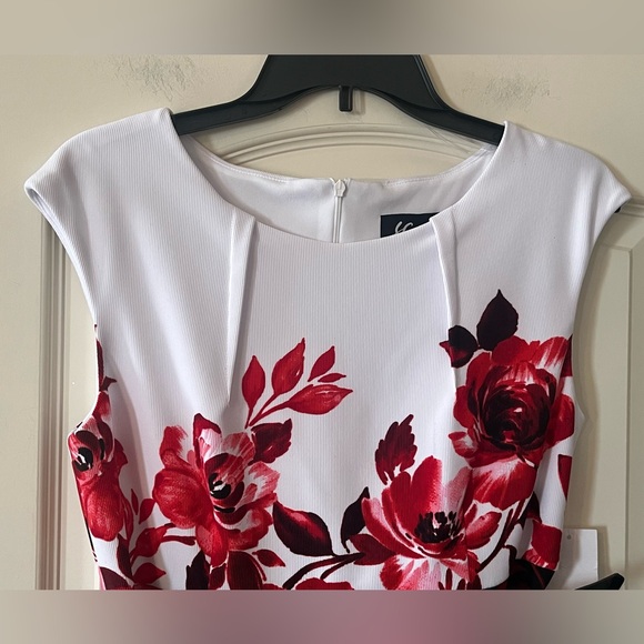 Studio Connection Belted White & Black Floral Dress with Red Rose Print Size 8 - Picture 8 of 14